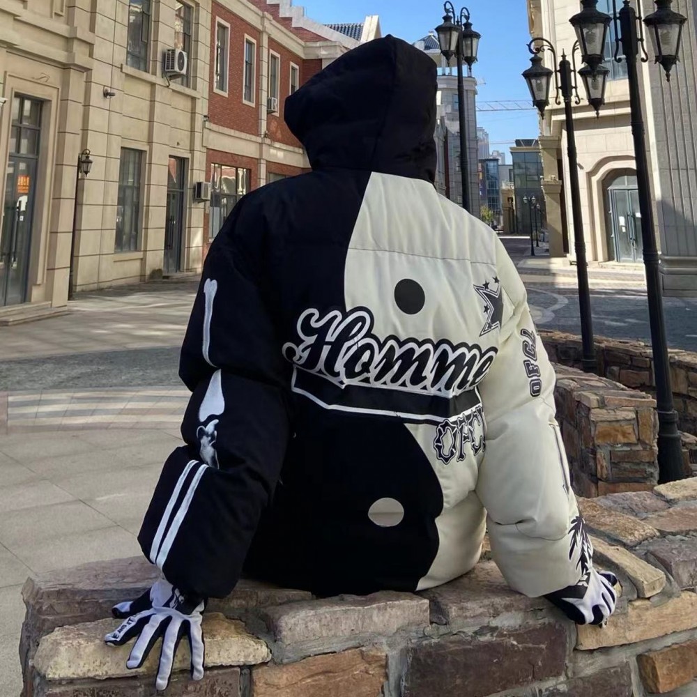 Куртка Street Fashion Brand   контрастних кольорів  з капюшоном білого/червоного/зеленого кольору