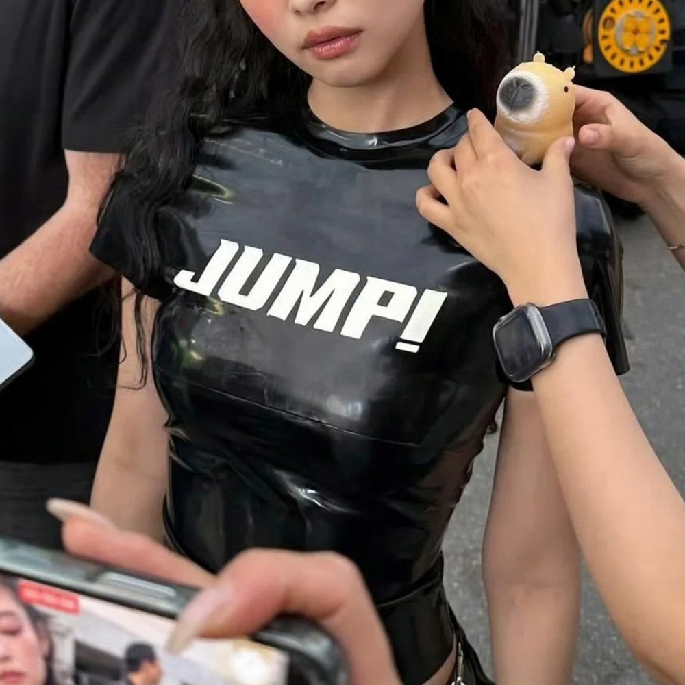 Женская латексная футболка Jump ( 3 цвета )