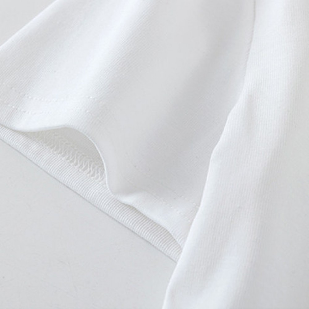 Жіноча коротка футболка  з принтом, з короткими рукавами білого/сірого/чорного кольору